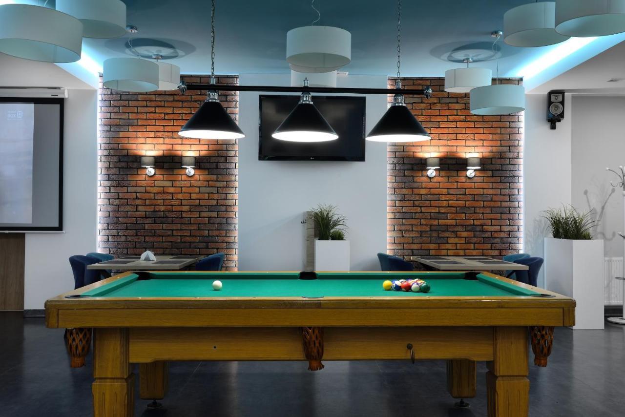 Hotel Agat Piotrkow Trybunalski Bagian luar foto