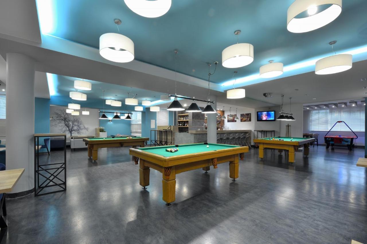 Hotel Agat Piotrkow Trybunalski Bagian luar foto