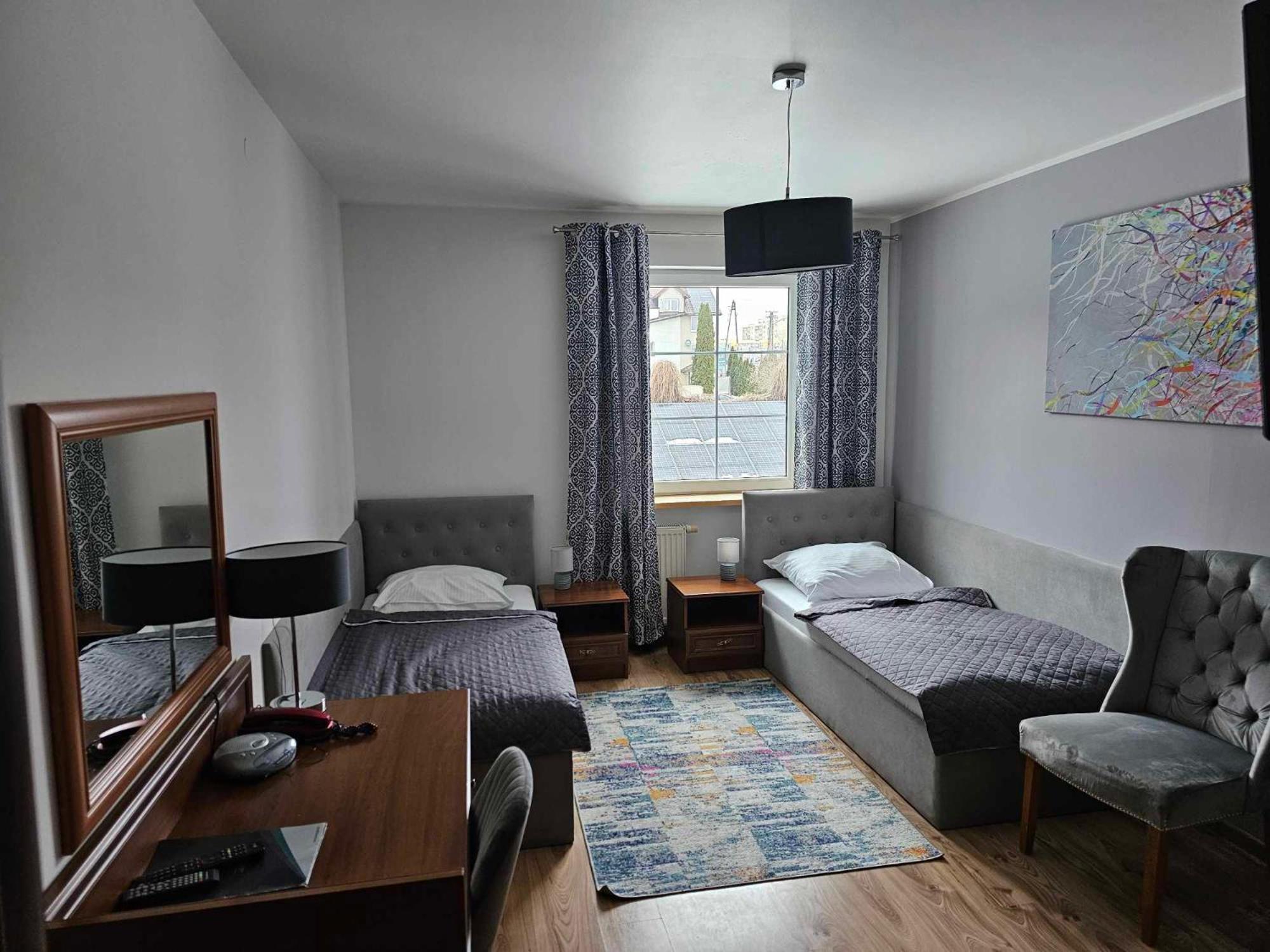 Hotel Agat Piotrkow Trybunalski Bagian luar foto